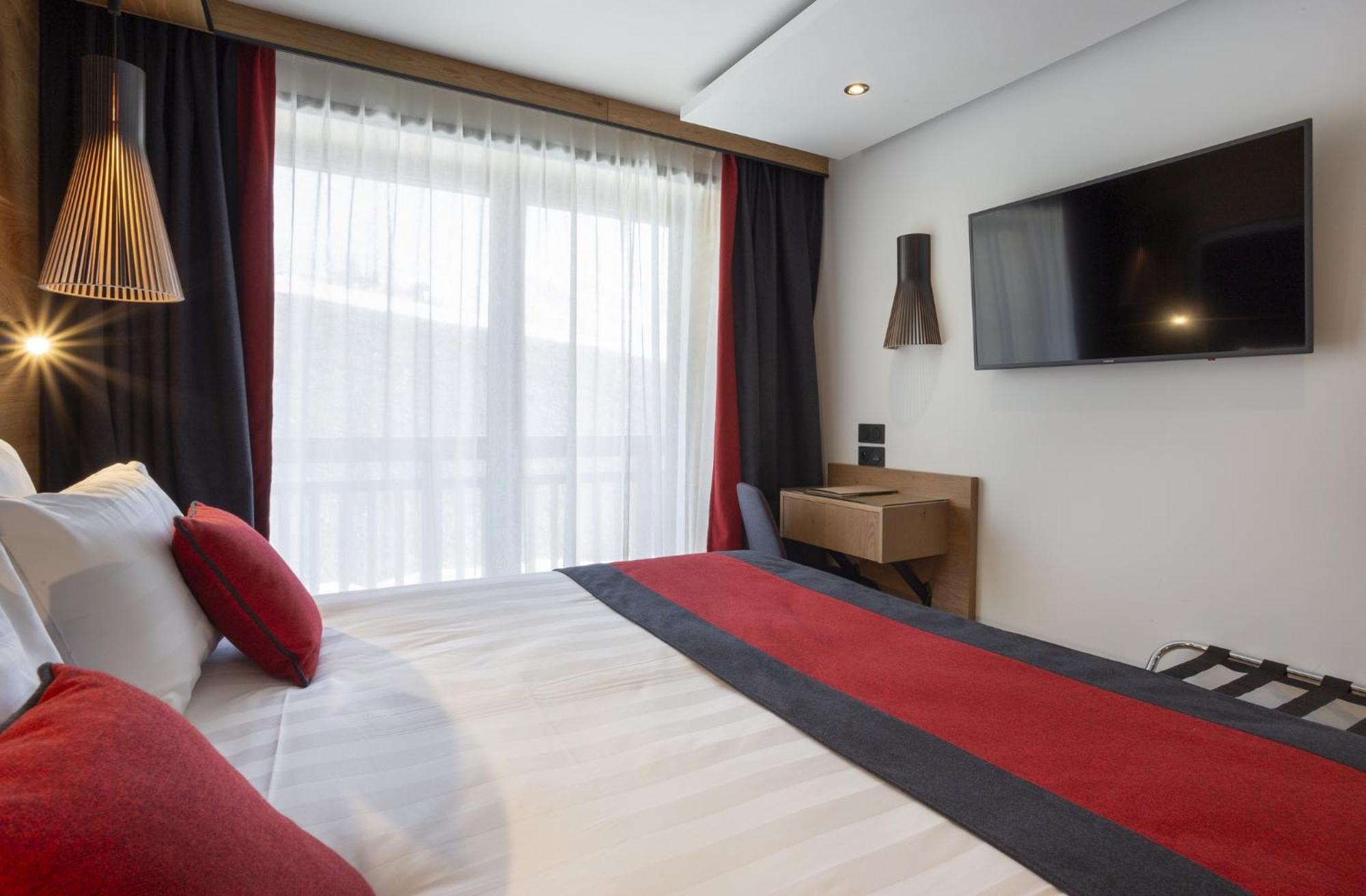 לה רוזייר Hotel Alparena & Spa - 4 Etoiles מראה חיצוני תמונה